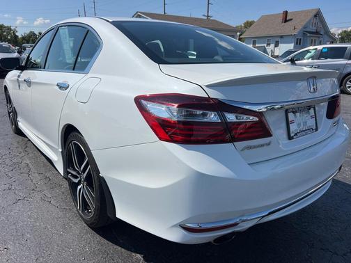 2017 Honda Accord Sport SE