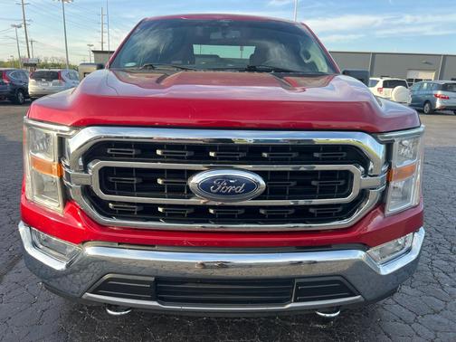 RED 2021 Ford F-150 XLT