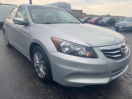 Photo 1 of 32 of 2011 Honda Accord EX