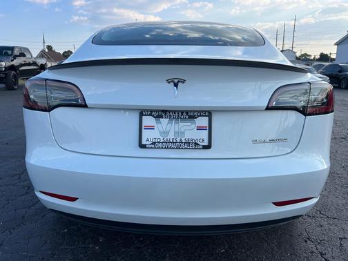 2023 Tesla Model 3 Performance
