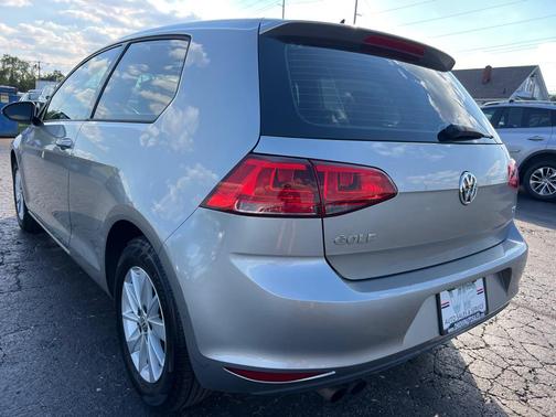 2015 Volkswagen Golf TSI S 2-Door