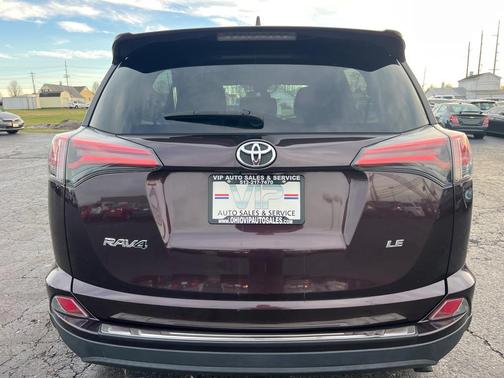 2018 Toyota RAV4 LE