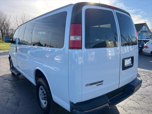 2015 Chevrolet Express 2500 LT