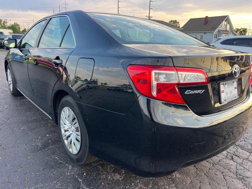 BLACK 2014 Toyota Camry L
