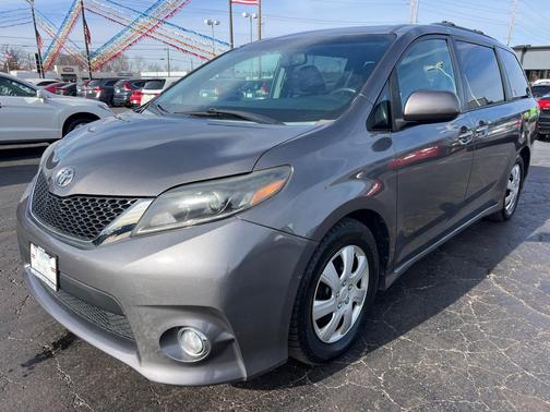 2015 Toyota Sienna SE Premium