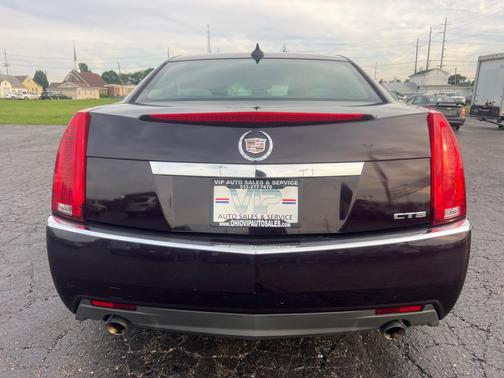 RED 2009 Cadillac CTS Base
