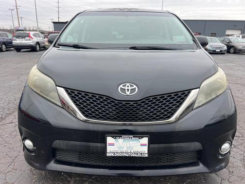 2015 Toyota Sienna SPORT