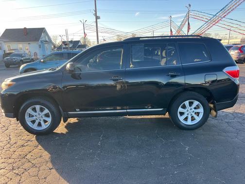 2012 Toyota Highlander SE