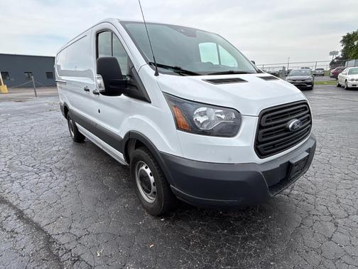 WHITE 2018 Ford Transit-150 Base