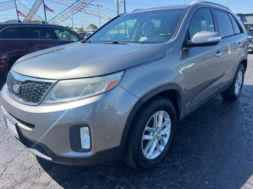 GRAY 2014 Kia Sorento LX