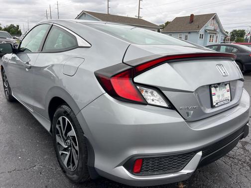 2016 Honda Civic LX-P