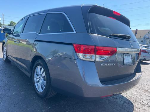 GRAY 2016 Honda Odyssey SE