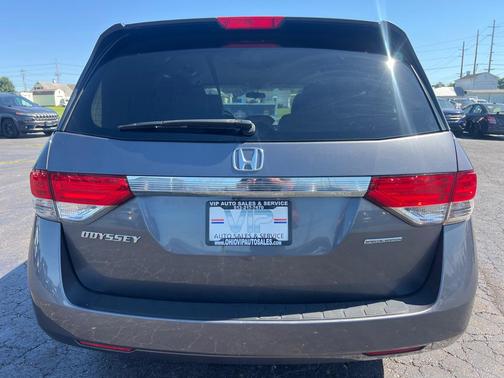 GRAY 2016 Honda Odyssey SE