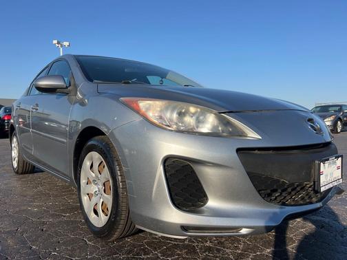 2013 Mazda Mazda3 i SV