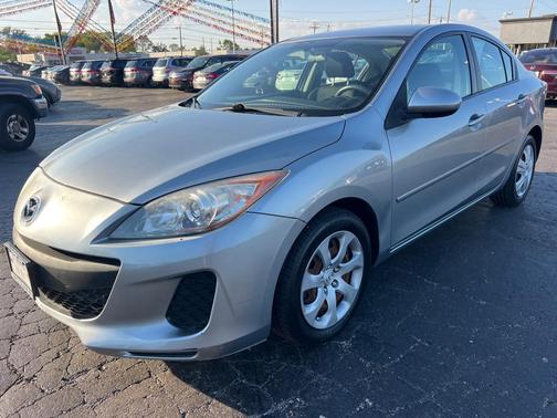 2013 Mazda Mazda3 i SV