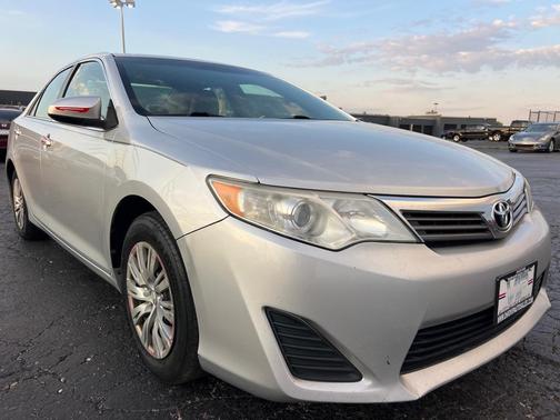SILVER 2014 Toyota Camry L