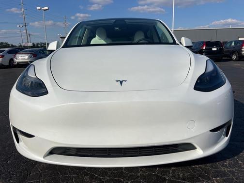 2023 Tesla Model Y LONG RANG