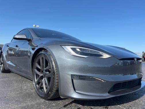 GRAY 2021 Tesla Model S Long Range