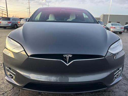 2017 Tesla Model X LONG RANGE