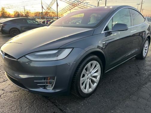 2017 Tesla Model X LONG RANGE