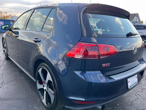 2016 Volkswagen Golf GTI 2.0T Autobahn w/Performance Package 4-Door