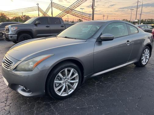 2011 INFINITI G37x Base