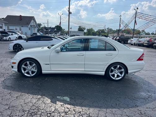 WHITE 2007 Mercedes-Benz C-Class C230