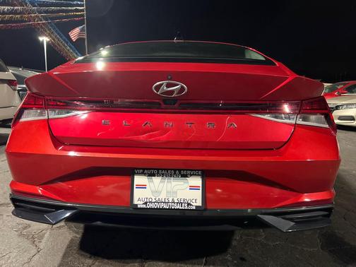 2021 Hyundai ELANTRA SEL