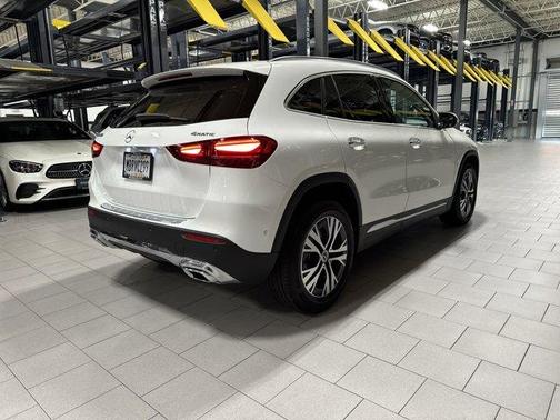 2025 Mercedes-Benz GLA 250 Base 4MATIC