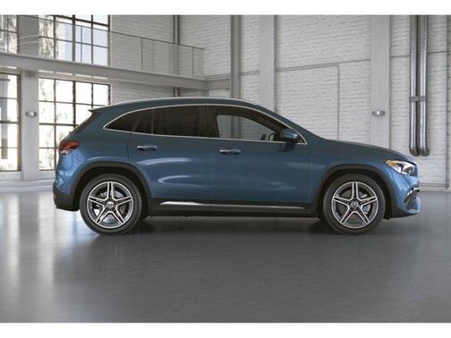 2023 Mercedes-Benz GLA 250 Base 4MATIC