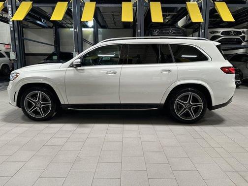 2022 Mercedes-Benz GLS 450 4MATIC