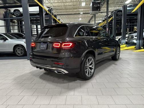 2022 Mercedes-Benz GLC 300 Base 4MATIC