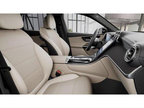2025 Mercedes-Benz GLC 350e Base 4MATIC