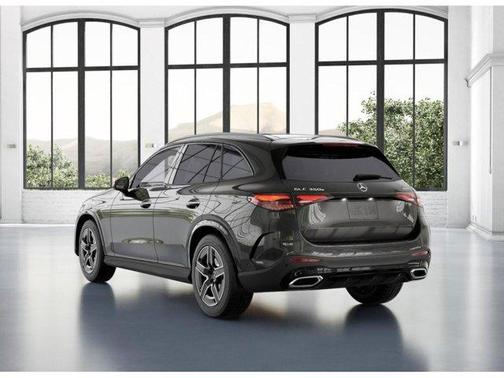 2025 Mercedes-Benz GLC 350e Base 4MATIC