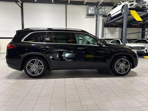 Obsidian Black Metallic 2024 Mercedes-Benz GLS 450 4MATIC