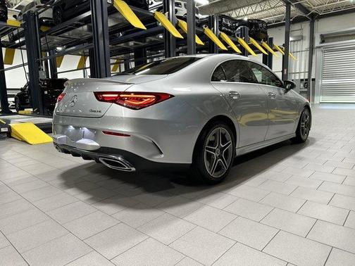 2022 Mercedes-Benz CLA 250 Base 4MATIC