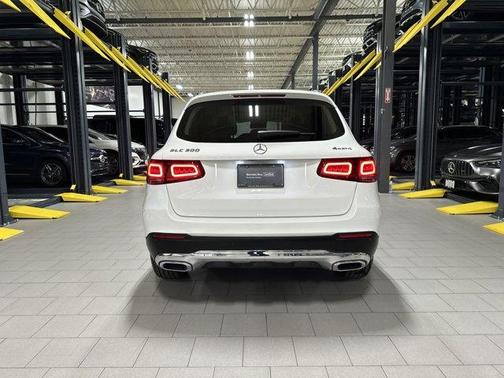 2022 Mercedes-Benz GLC 300 Base 4MATIC