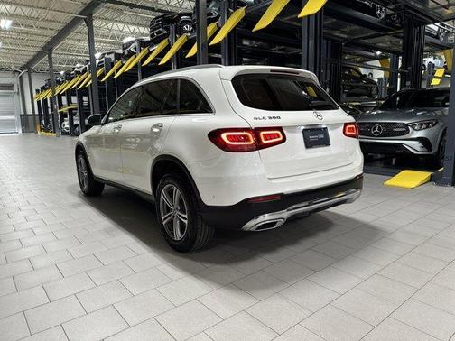 2022 Mercedes-Benz GLC 300 Base 4MATIC