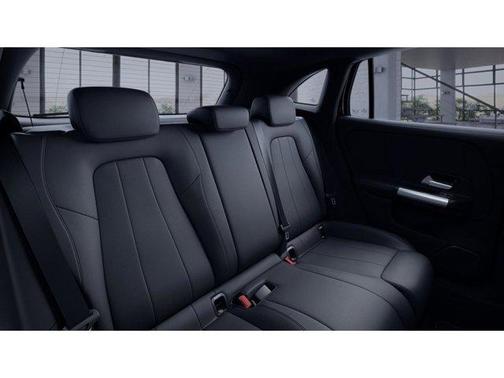 2022 Mercedes-Benz GLA 250 Base 4MATIC