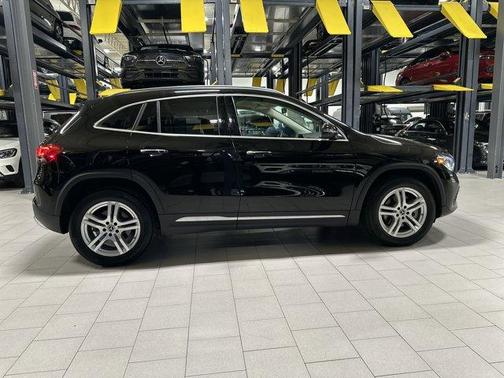 2023 Mercedes-Benz GLA 250 Base 4MATIC