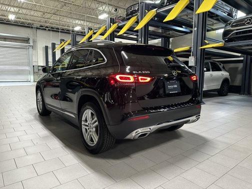 2023 Mercedes-Benz GLA 250 Base 4MATIC