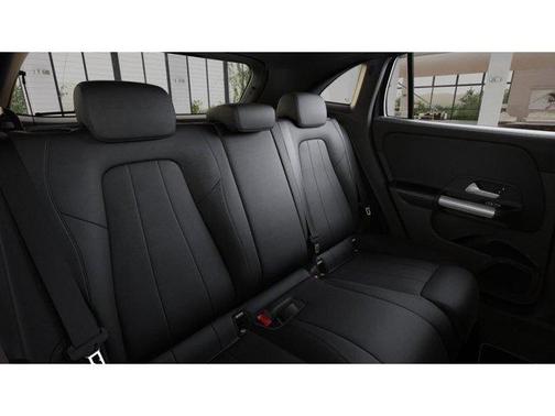 2025 Mercedes-Benz GLA 250 Base 4MATIC