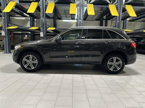 2022 Mercedes-Benz GLC 300 Base 4MATIC