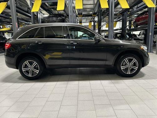 2022 Mercedes-Benz GLC 300 Base 4MATIC