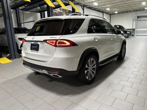 2022 Mercedes-Benz GLE 350 Base 4MATIC