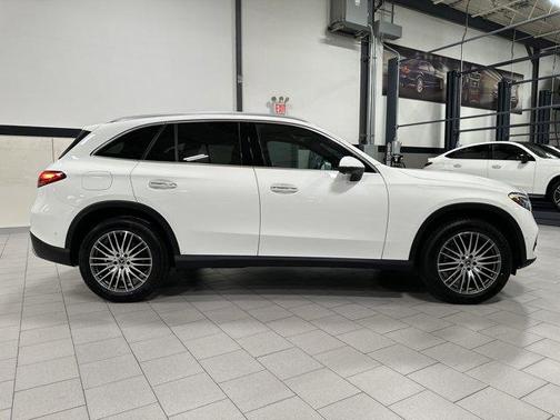 Polar White 2023 Mercedes-Benz GLC 300 Base 4MATIC