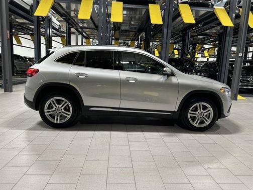 2023 Mercedes-Benz GLA 250 Base 4MATIC