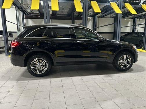 2022 Mercedes-Benz GLC 300 Base 4MATIC
