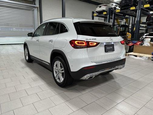 2022 Mercedes-Benz GLA 250 Base 4MATIC