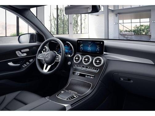 2022 Mercedes-Benz GLC 300 Base 4MATIC